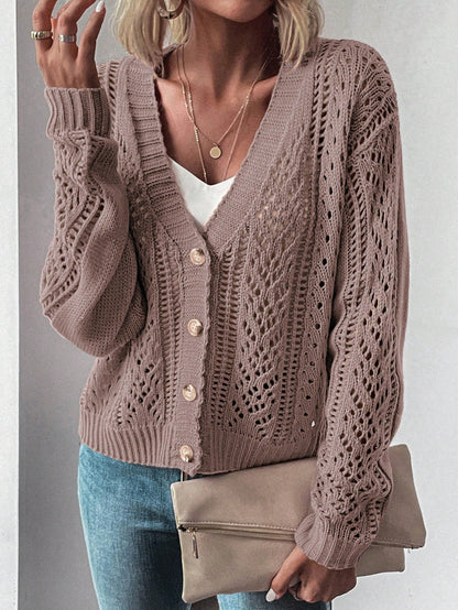 Stickad Kofta med Spetsmönster