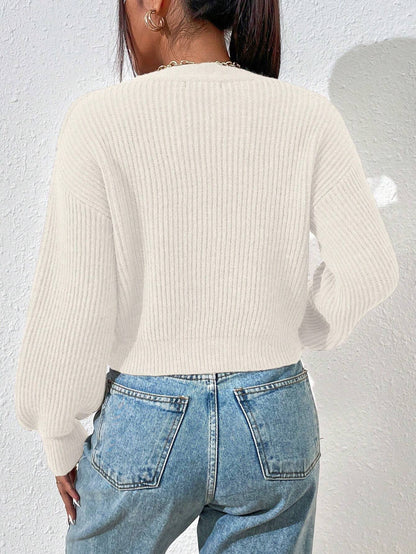 Stickad Vit Kofta med Knappar