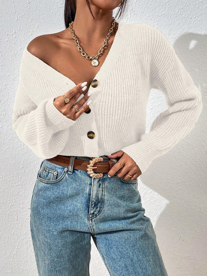 Stickad Vit Kofta med Knappar