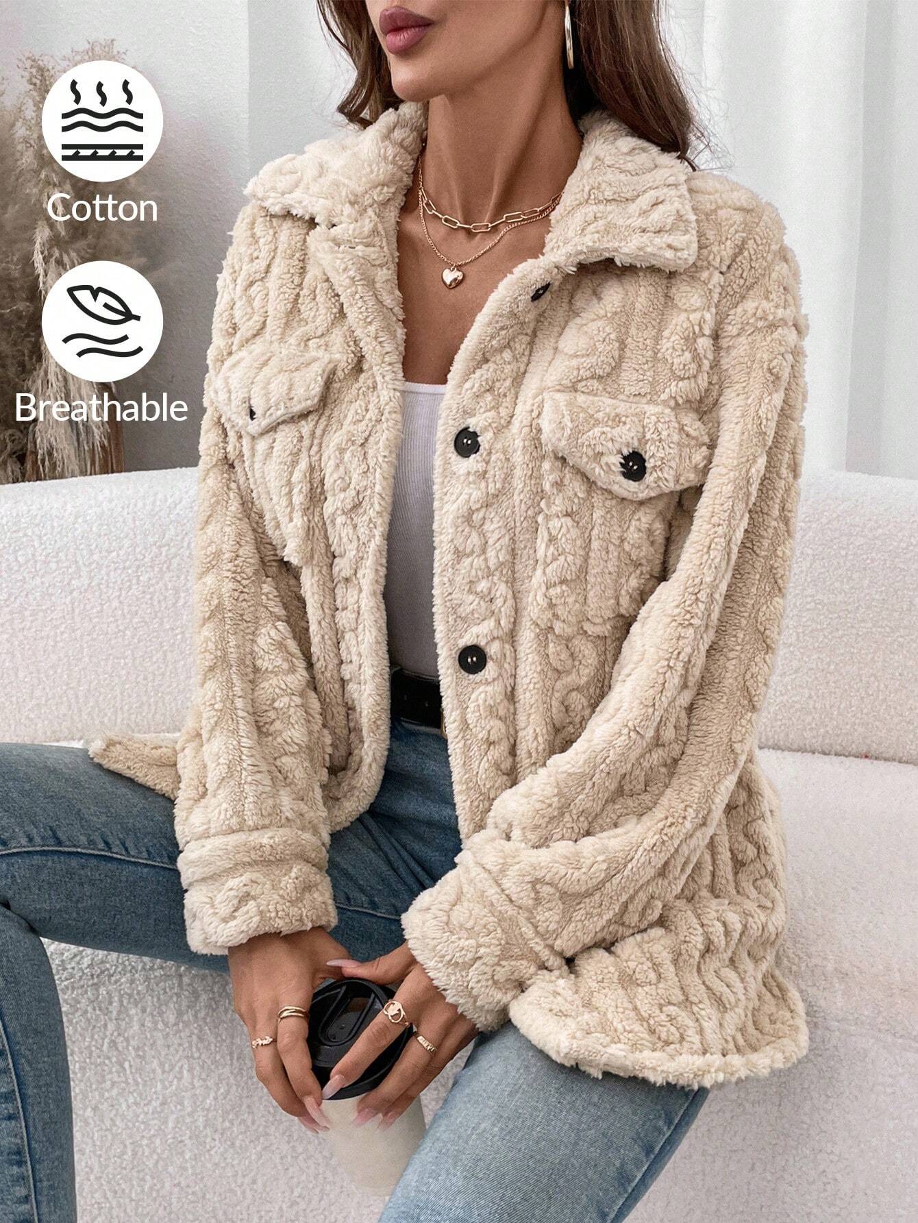 Teddyjacka med Knappdetaljer