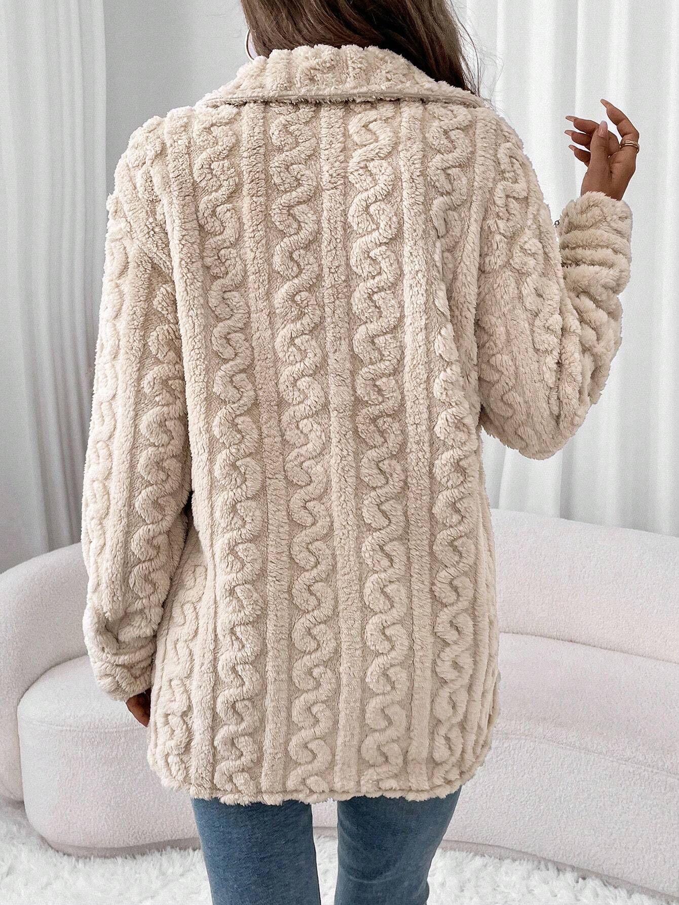 Teddyjacka med Knappdetaljer